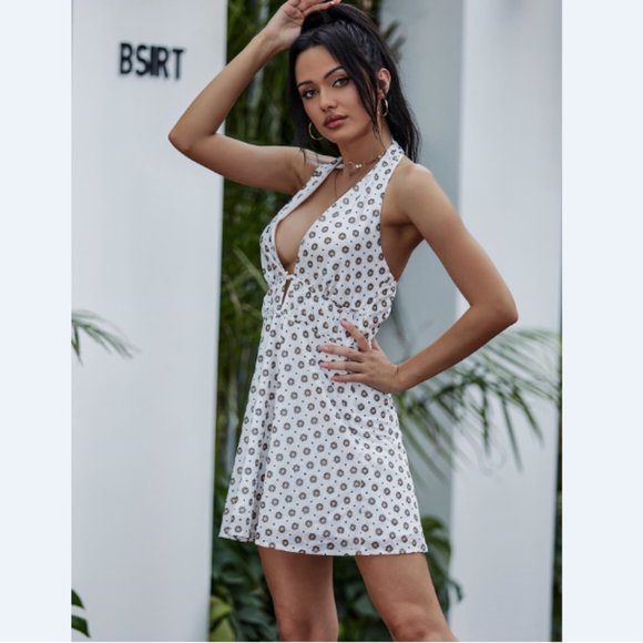 Eilly bazar Printed Halter Neck Mini Dress - Picture 4 of 5